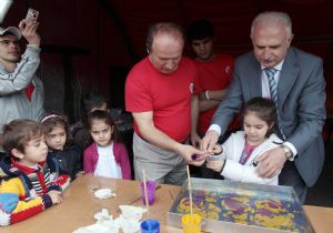 Koçak'tan öğrencilere sanat desteği